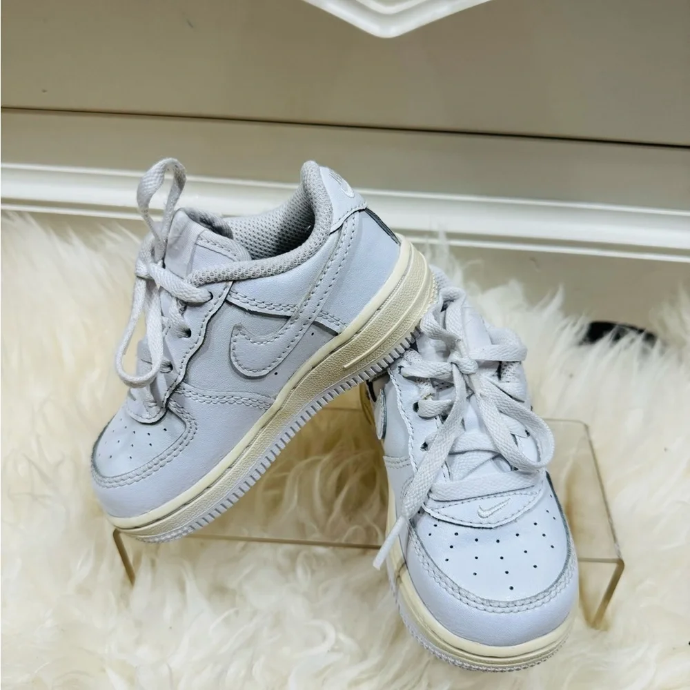 Children white Nike
